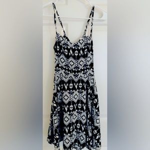 Size small mini black and white dress
